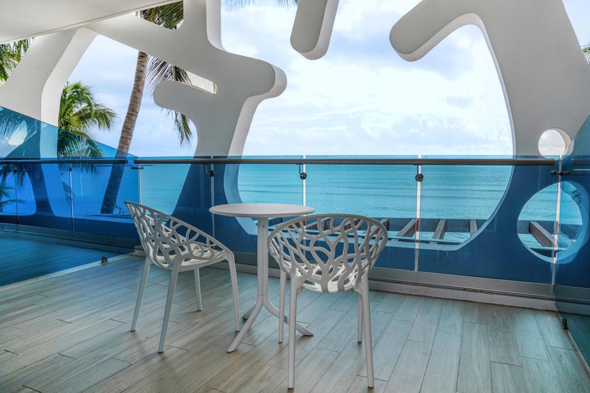 The Carmen Hotel - Ocean Front (Adults Only) Playa del Carmen Bagian luar foto