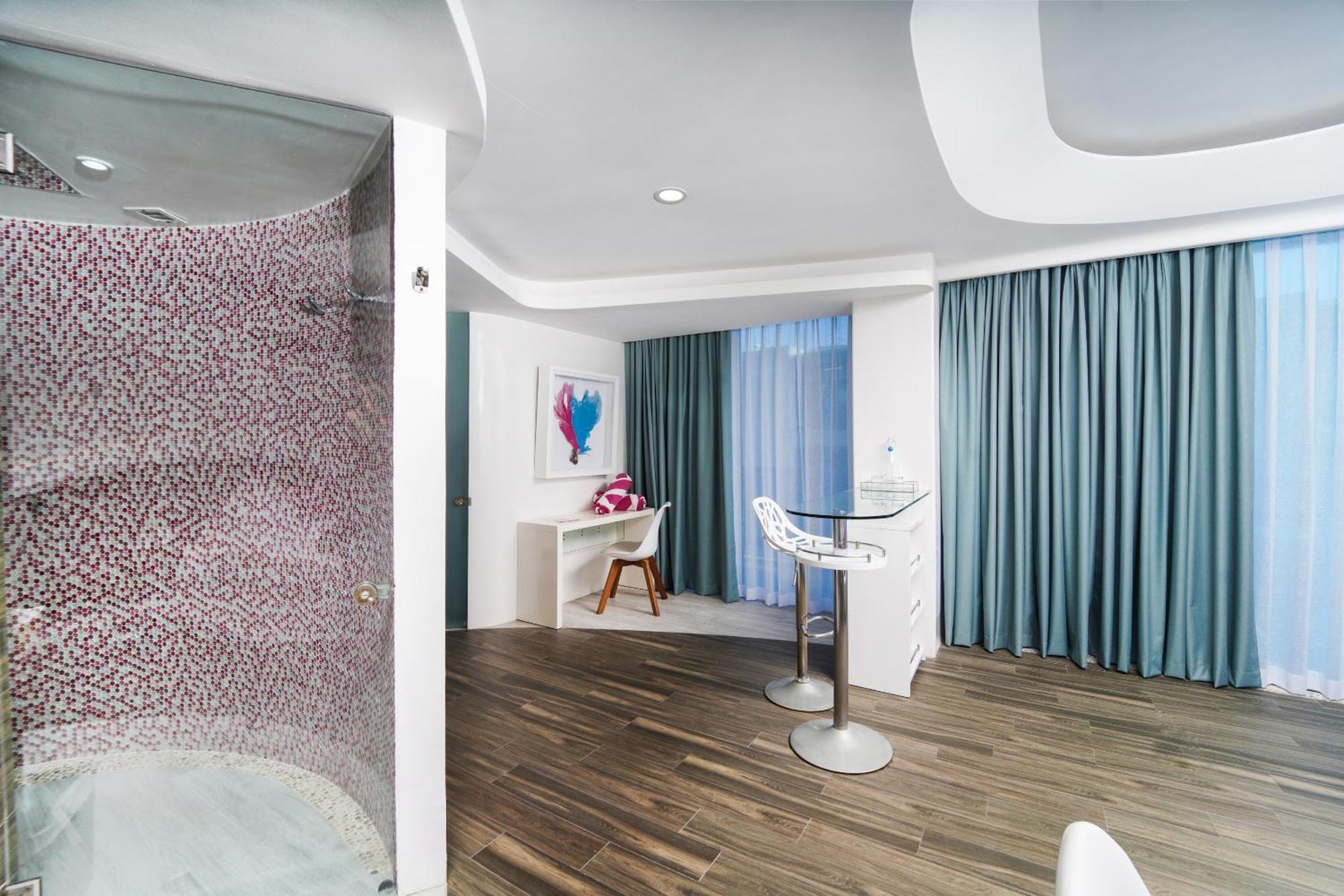 The Carmen Hotel - Ocean Front (Adults Only) Playa del Carmen Ruang foto